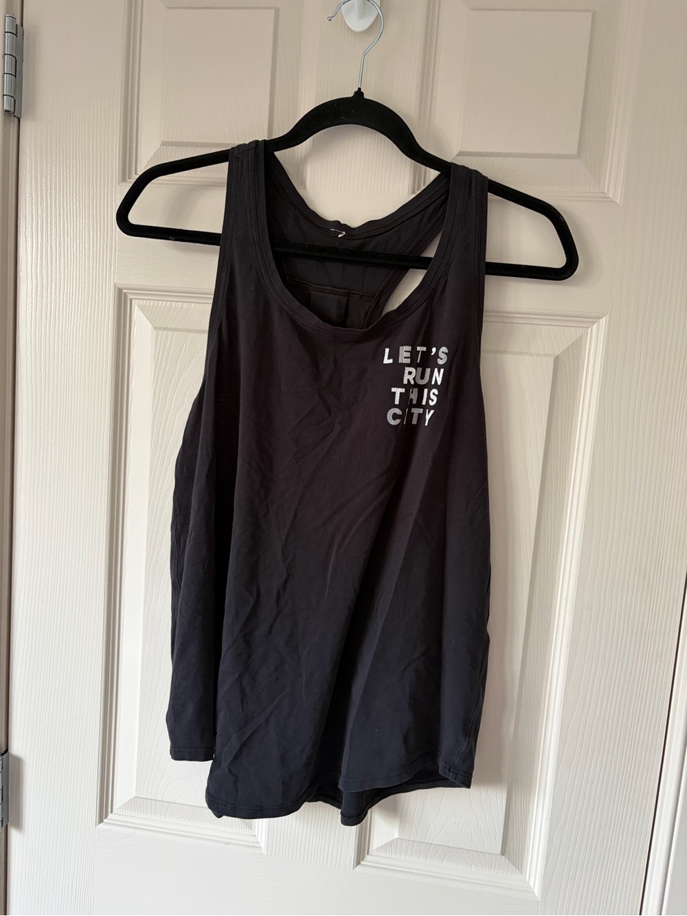 🐞 LULULEMON - Medium Fitting Tank Top - “Let’s Run This City”